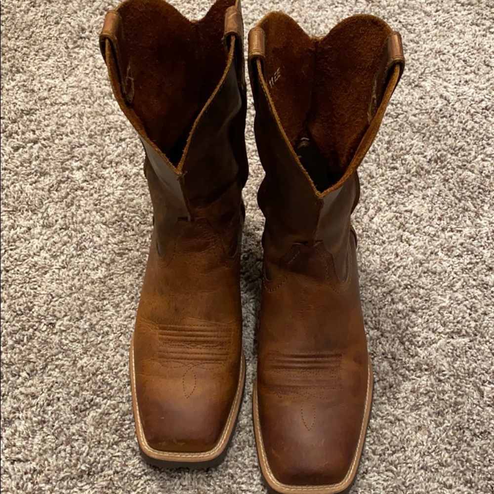 Ariat Hybrid Street Side Western Boot 11EE